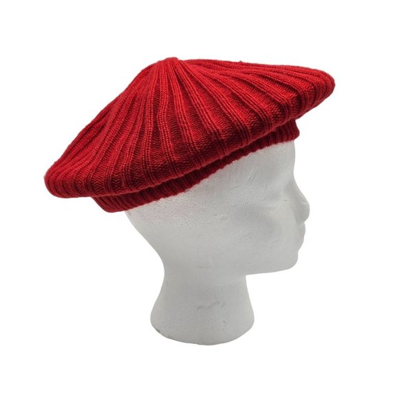 Vintage Red knit beret winter hat - Picture 2 of 8